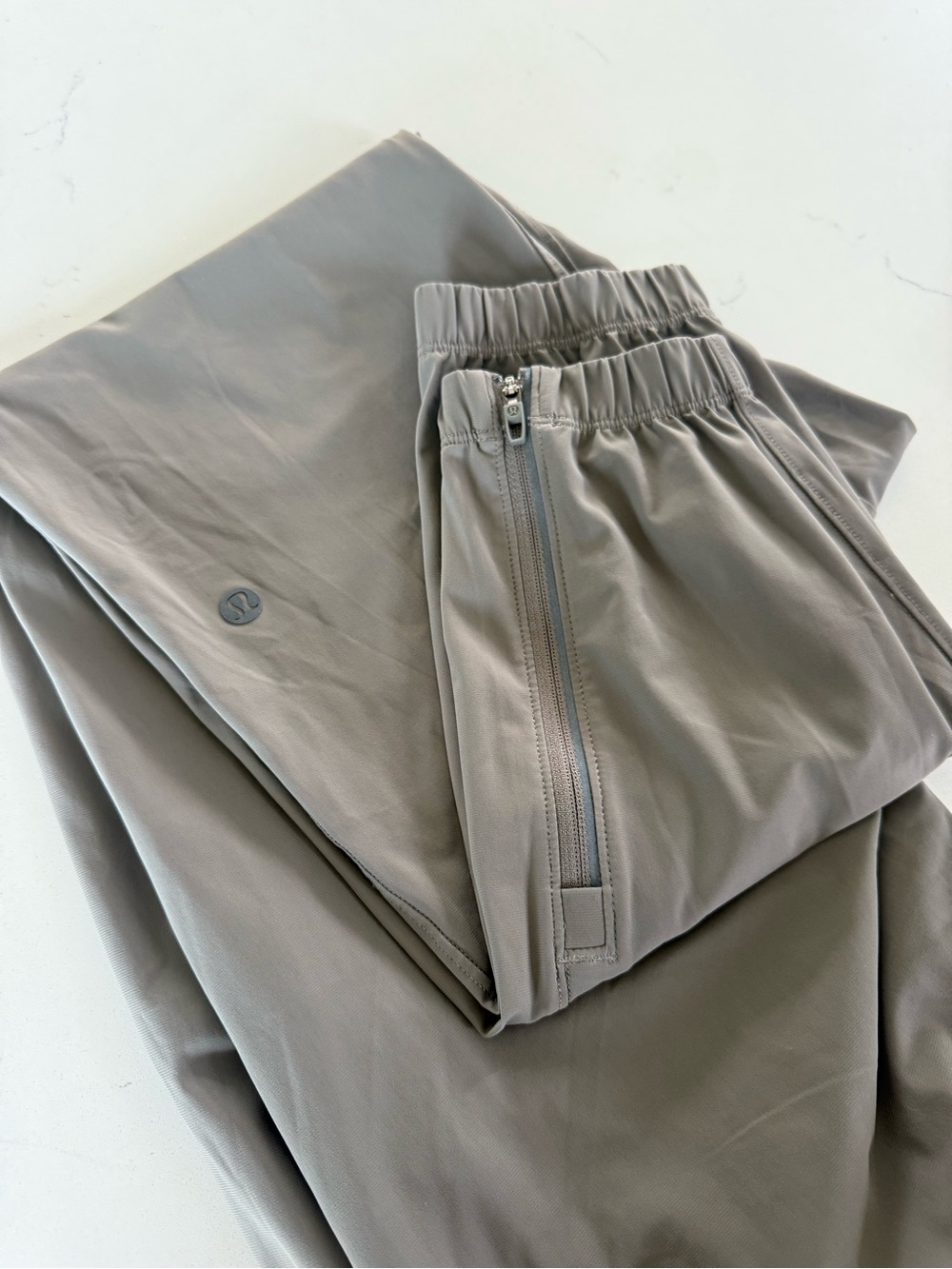 lululemon athletica Men’s Taupe Zip Hem Joggers